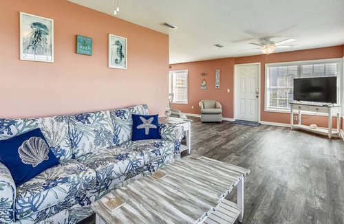 Bid-a-wee Beach House | 🏖️Beautiful HOME with PRIVATE beach access across the street from beach!!🏖️