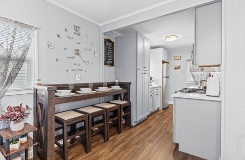 St. Louis House | Beautiful, Quaint 2 Bedroom Home