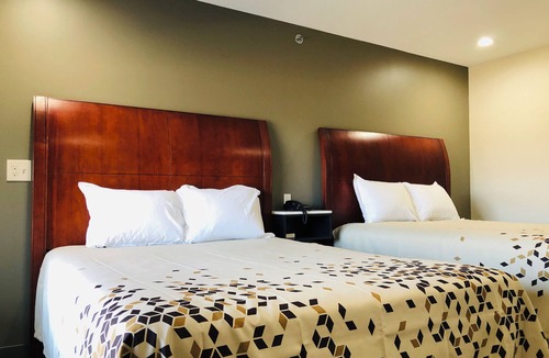 Wood River Hotel | Bel Air Motel