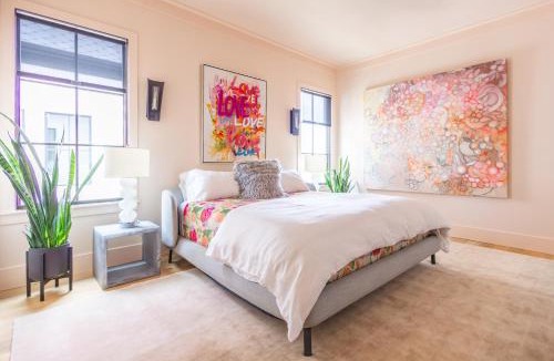 Downtown House | Beryl West 3br Bentonville Artful Pet-friendly