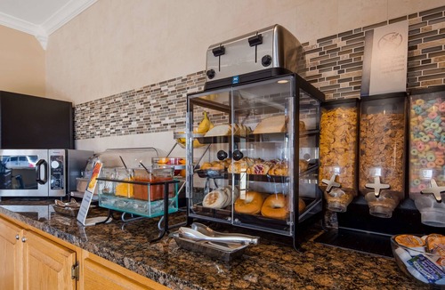 Flora Hotel | Best Western Flora Inn