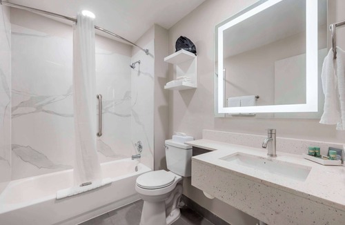 Mattoon Hotel | Best Western Heartland Inn