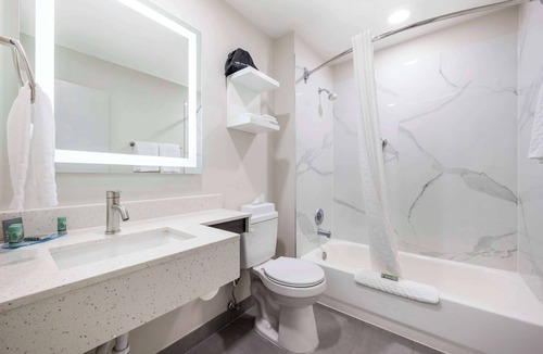 Mattoon Hotel | Best Western Heartland Inn