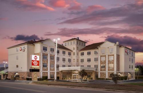 Thomasville Hotel | Best Western Plus Rose City Conference Center Inn