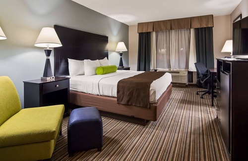 Nashville Hotel | Best Western Plus Sunrise Inn