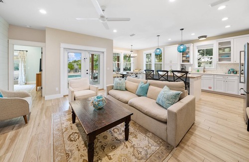 Bid-a-wee Beach House | Bid A Wee Bungalow| Outdoor living| Private heatable Pool & 2 blocks to private beach| EV Charging