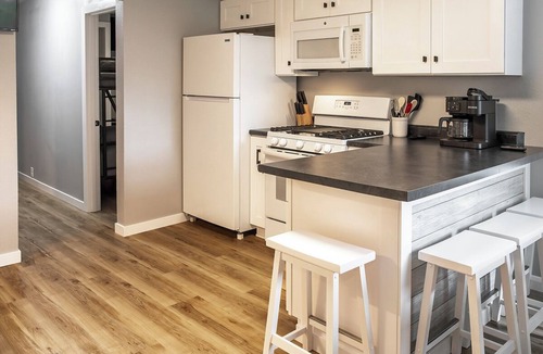 Winona Cottage | Big River Escape Parkside Bungalow