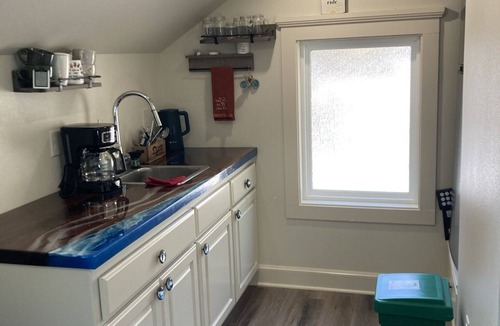Bella Vista Apartment | Biking and hiking getaway close to trails and on lake
