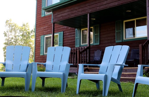 Tomah House | Birch Lake Secluded Getaway- Serenity home 5 bedroom sleeps up to 14