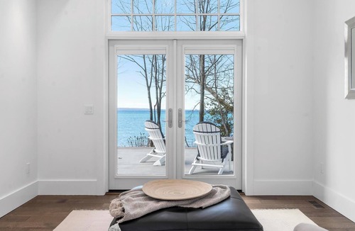 Idylwilde House | Blue Beech Estate- Beautiful Waterfront Estate!