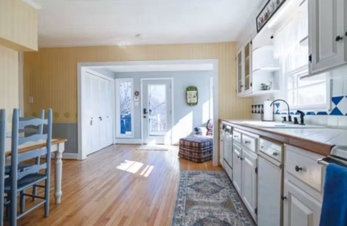 Lewisburg House | Bluff Springs Farmhouse