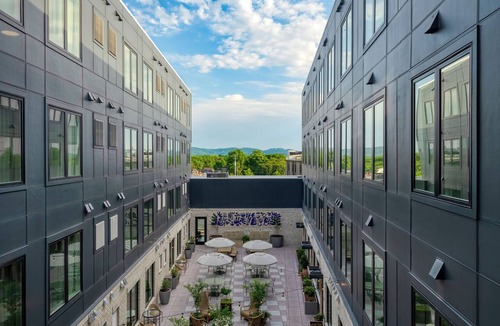 12 South Condo | Boutique Premium Suite in 12 South | The Gilmore
