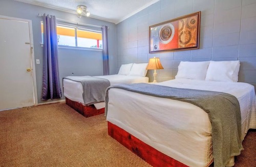 Wheeler Hotel | Bright 2-Queen Stay Close to Museum & City Park Trails + Free Parking