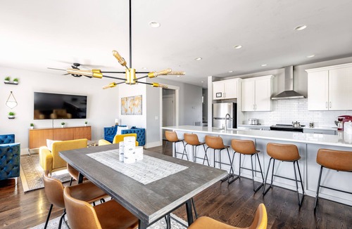North Nashville House | Broadway Bliss: 4BR, 3BA