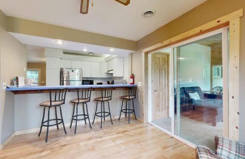 Big Bay House | Buck's Crossing