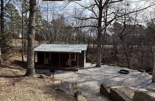 Bruno Cabin | Buffalo River RV park and campground Cabin 1