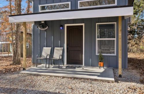 Lewis County House | Cabin 1