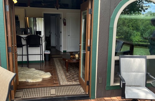 Mid America Cabin | Cabin #7 "Lost in the Woods" on the Lake