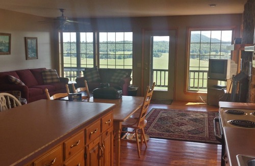 Calico Rock Cabin | Calico Rock Cabin-500 Calico St 390 Chessmond Ferry Rd viewing the White River