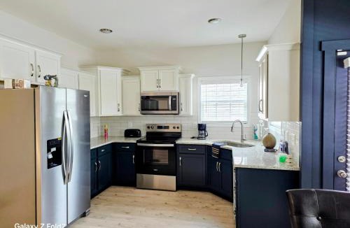 Clarksville House | Canyon View Court in The Boulders