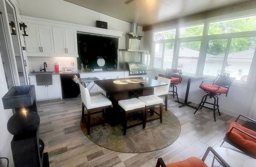 Salemtown House | Captivating Squeaky Clean 3 BR 3 BA Furn Home in Prized Downtown Neighborhood