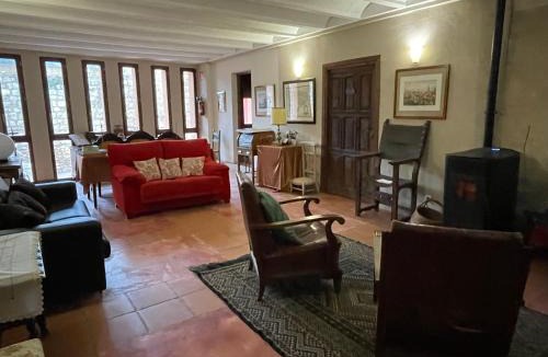 Grisel House | Castillo de Grisel
