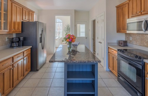 Lakeland House | Certified Temporary Housing l Lakeland