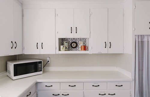 Marshland House | Charming 1-bedroom house in delightful Winona with WiFi, AC and PRIVATE PATIO