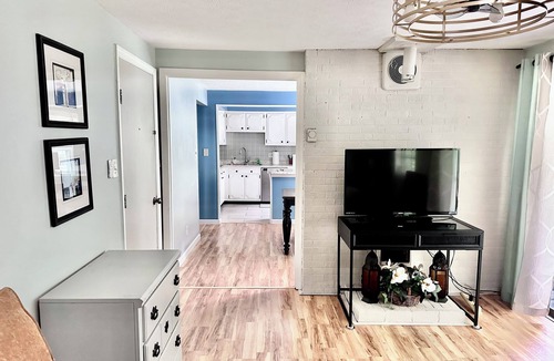 Ashley Oaks House | Charming 3-bedroom house in Knoxville/Farragut with fenced yard.