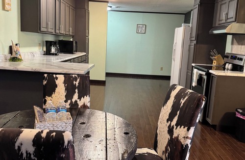 Fennimore Apartment | Charming 3-bedroom upstairs apartment in welcoming Fennimore.