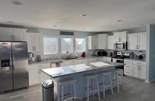 Hobucken House | Charming Beachfront Coastal Retreat with Panoramic Sound Viewsn