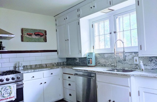 Kaukauna House | Charming Fox River Frontage - Fishing, boating, canoeing, FUN!