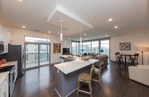 Melrose Apartment | Chic 2BR Condo w/Open Living Space | Sleeps 4!