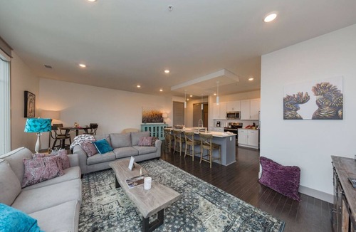 Melrose Apartment | Chic 2BR Condo w/Open Living Space | Sleeps 4!