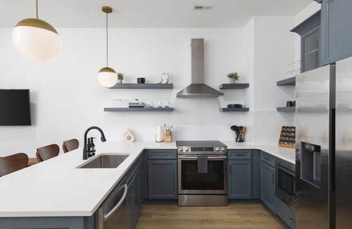 Cleveland Park House | Chic East Nashville Condo -Free Parking 3 miles to Broadway