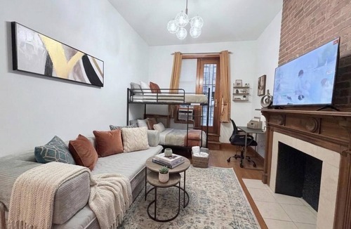 Lincoln Square Apartment | Chic & Spacious UWS Retreat - Steps to Central Park