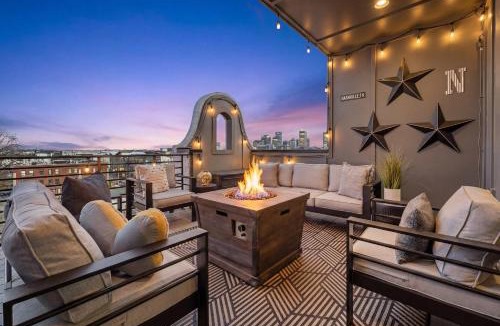 Hope Gardens House | CLose to DT Speakeasy Poker City Views