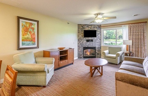 Lake Delton Condo | Club Wyndham Tamarack - Spacious 2 Bedroom