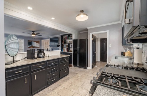 Rock Creek House | Colleen's Corner: Captivating 4bed/2.5 bath in Charming Neighborhood