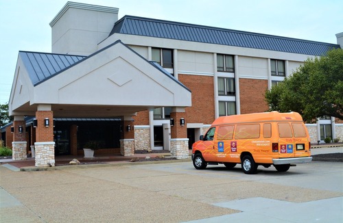 Evansville Hotel | Comfort Inn & Suites Evansville Airport