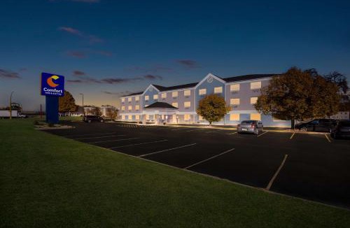 Mason City Hotel | Comfort Inn & Suites Mason City - Clear Lake