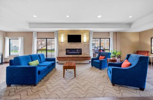 Rochester Hotel | Comfort Inn & Suites West - Medical Center