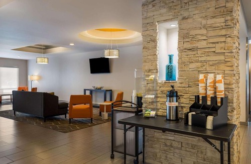 Denham Springs Hotel | Comfort Suites Denham Springs