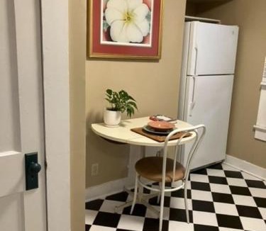 Freetown - Port Rico Apartment | Comfortable Private 1BR Retreat