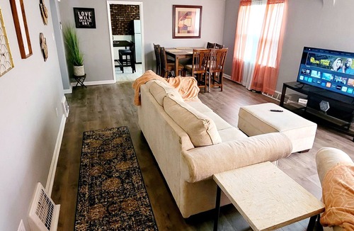 Velda City House | Comfy, Cozy and Clean 3-Bedroom House to Enjoy and Kickback!