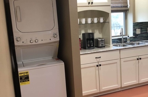 Capitol Hill Apartment | Confort at Downtown Little Rock