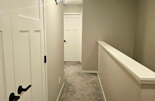Rochester Apartment | Contemporary 2BR, 2 and half BA Furnished Townhome Minutes from Mayo Clinic