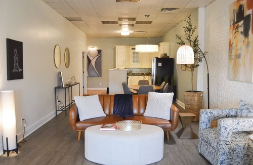 Evansville Apartment | Contemporary walk up loft with hot tub overlooking Franklin Street!