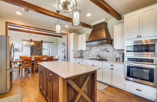 Crossville House | Country Views By Cumberland Mtn, Crossville Meadow