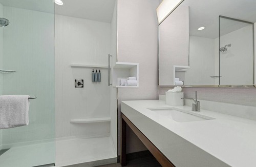 Oxford Hotel | Courtyard by Marriott Oxford